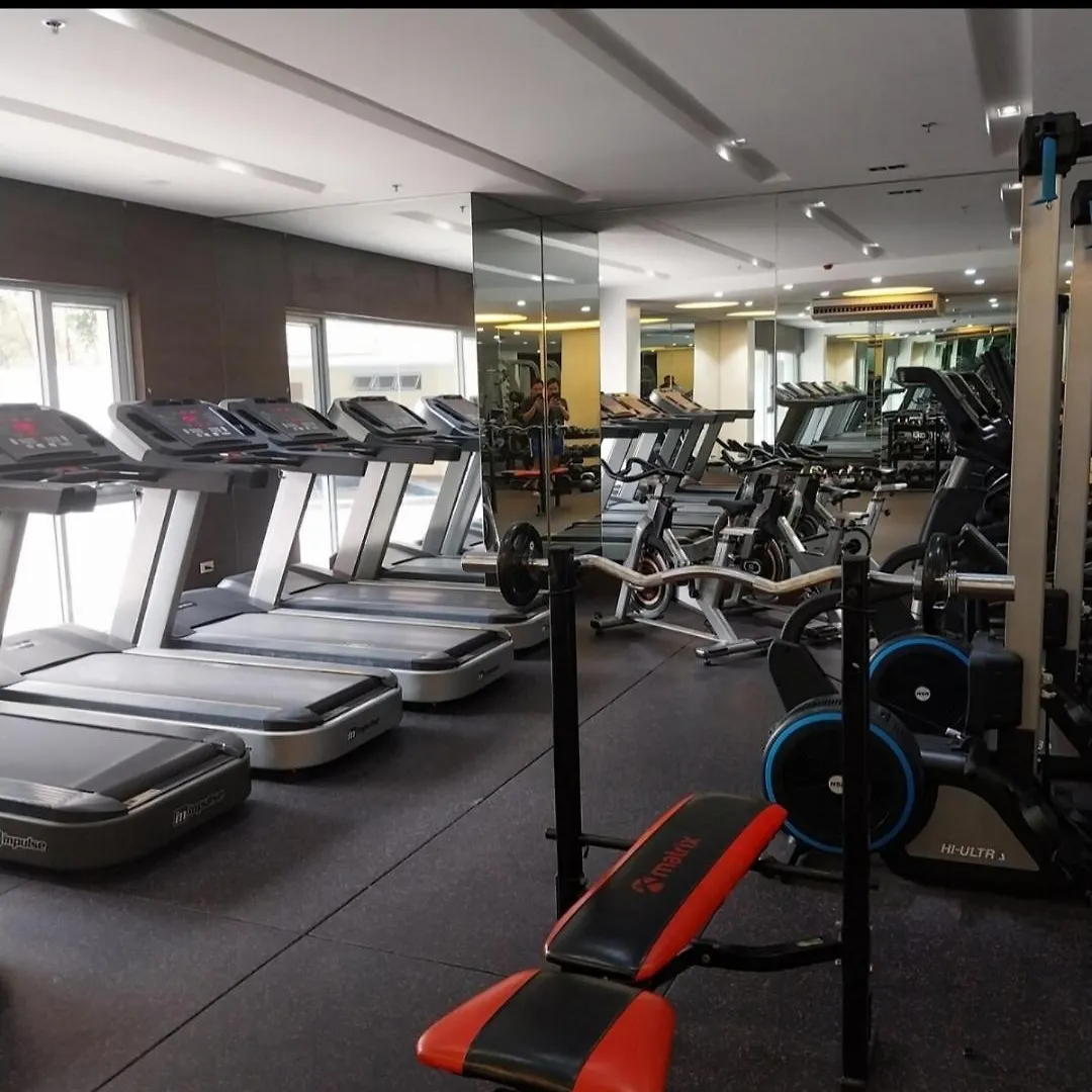Milia Condo W/ Free Use Of Swimming Pool & Gym Manila Apartment